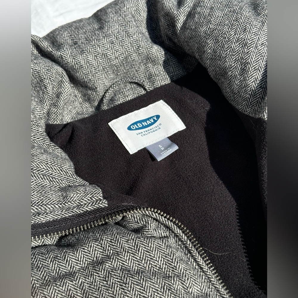 HERRINGBONE VEST - Picture 2 of 3